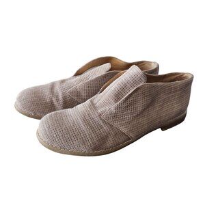 Franco Sarto Womens Size 8M Beige Leather Slip-On Loafers With Textured Design